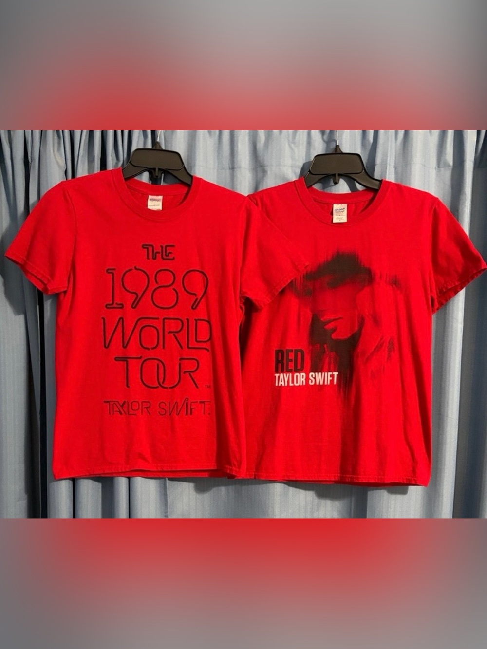 Taylor Swift Red Album & Taylor Swift The 1989 World Tour T-shirts Women’s Small